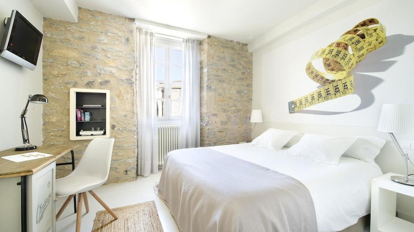 La Casa de Los Arquillos from ₹ 7,300. Vitoria-Gasteiz Hotel Deals &  Reviews - KAYAK